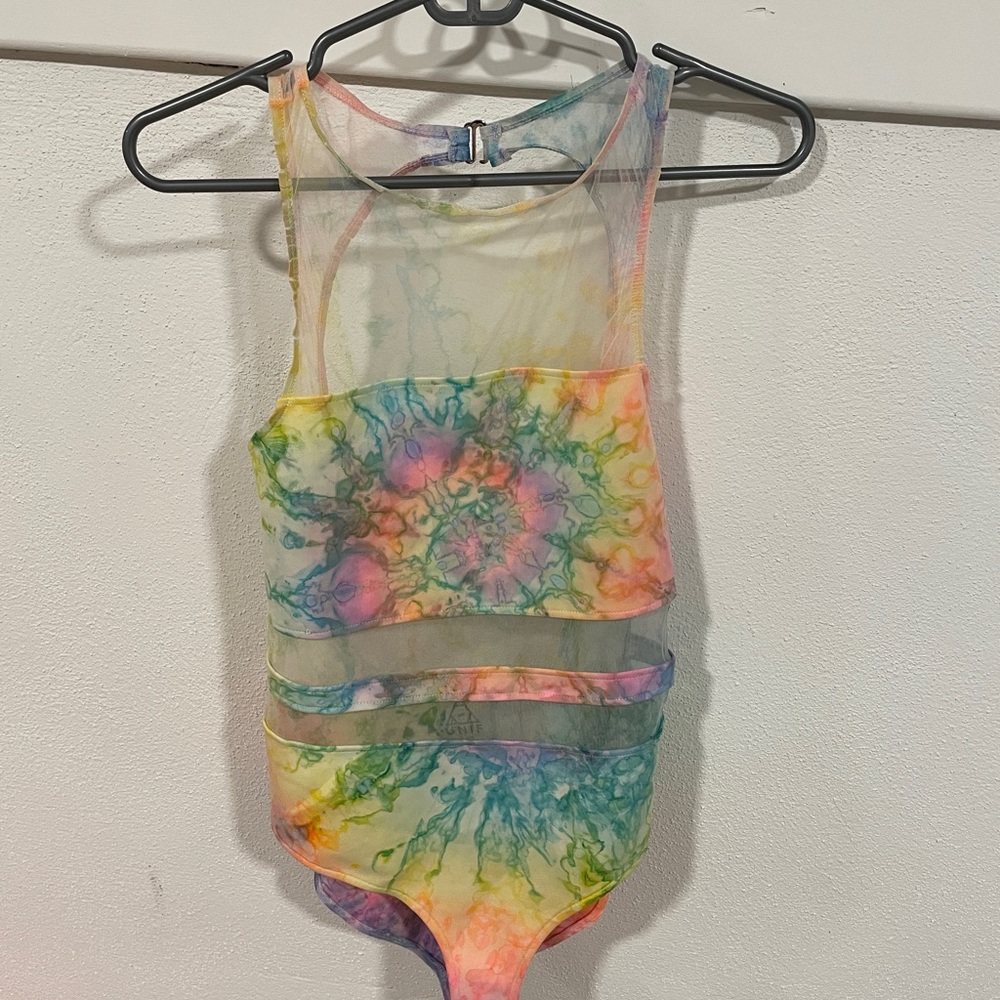 Unif dye swimsuit